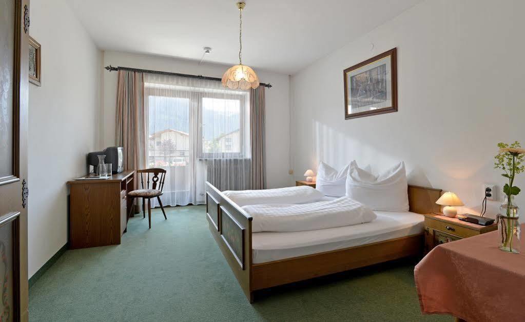 Hotel Restaurant Gradlwirt Niederndorf  Εξωτερικό φωτογραφία