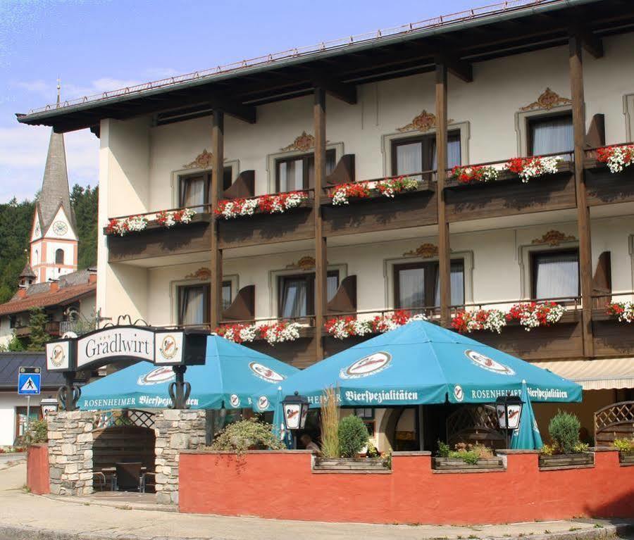 Hotel Restaurant Gradlwirt Niederndorf  Εξωτερικό φωτογραφία