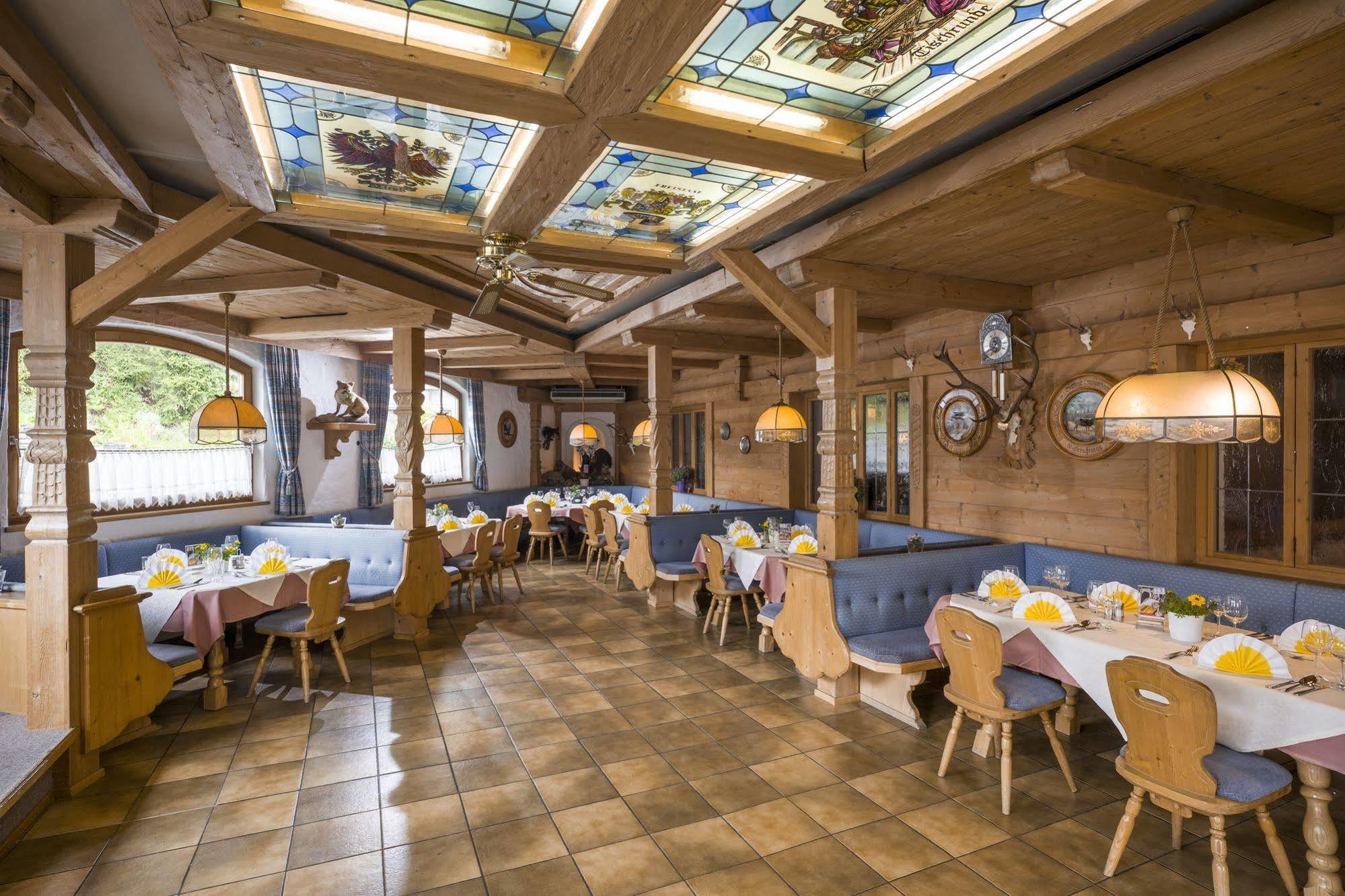 Hotel Restaurant Gradlwirt Niederndorf  Εξωτερικό φωτογραφία