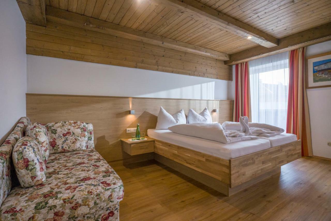 Hotel Restaurant Gradlwirt Niederndorf  Εξωτερικό φωτογραφία